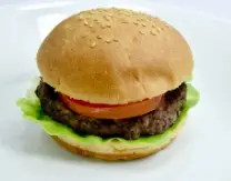 HAMBURGUESA SIMPLE C/PAPAS FRITAS
